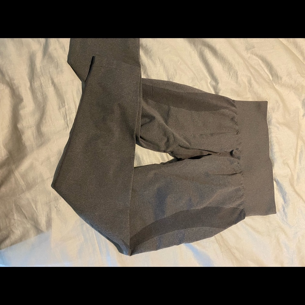 Grey nvgtn contour leggings